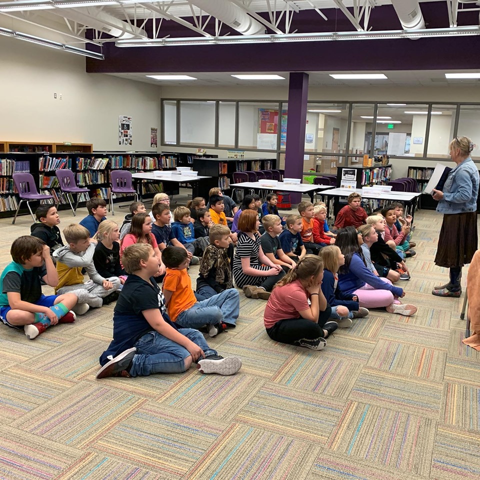 Cowgirl Peg Visits HES Holdrege Public Schools